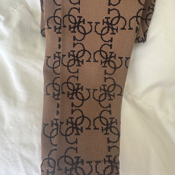 GUESS? Logomania Brown & Black Ribbed Active Set Size XS - Picture 4 of 11